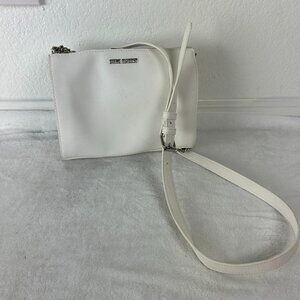 STEVE MADDEN BAG • CROSSBODY PURSE • COLOR WHITE • MEDIUM • ZIP TOP • 9x7”